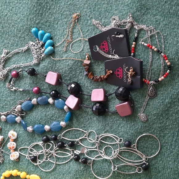 JEWELRY LOT OF 16* PAPARAZZI*VINTAGE*BOHO*FASHION - Picture 9 of 15